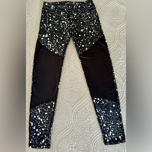 Under Armour COLDGEAR leggings Black & White size XS - Picture 2 of 6